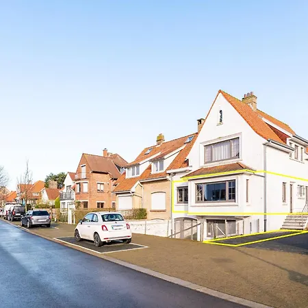 The 3 Sparrows With A Location Holiday home Koksijde